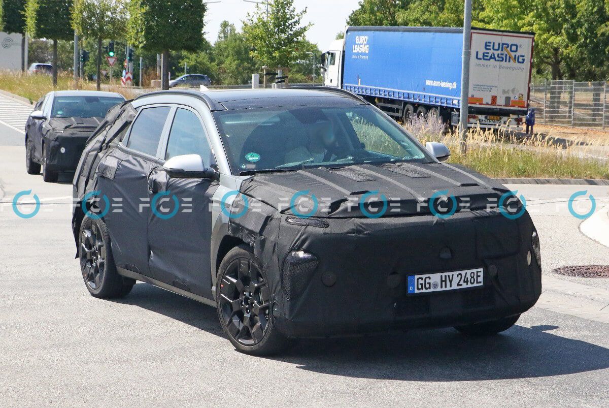 El Hyundai Kona Eléctrico de segunda generación se deja ver en unas nuevas fotos espía