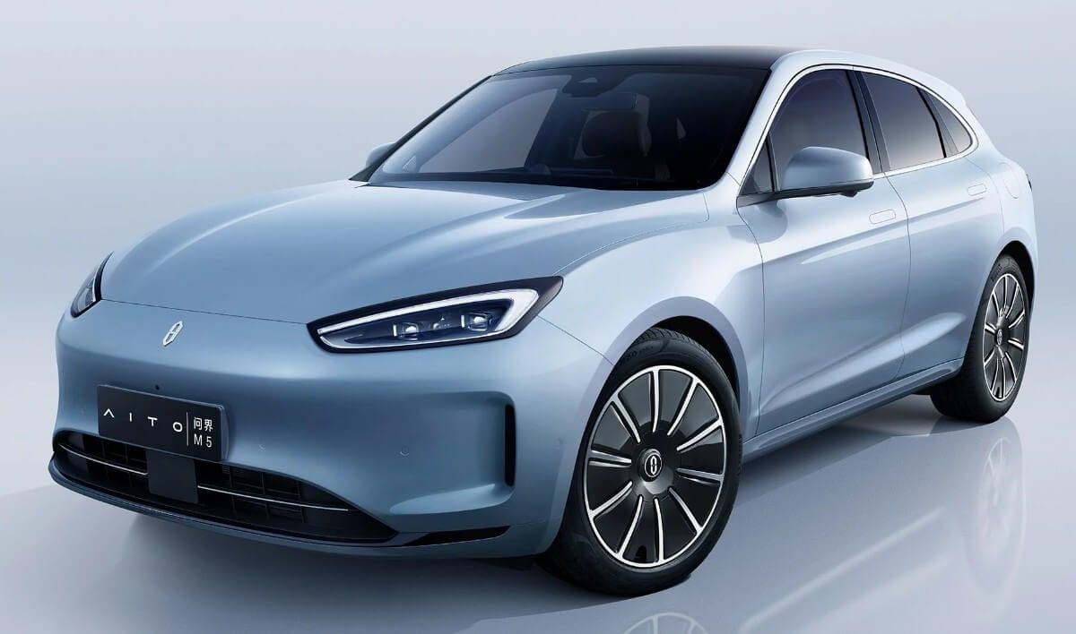 Huawei lanza su primer coche eléctrico, el SUV AITO M5 EV