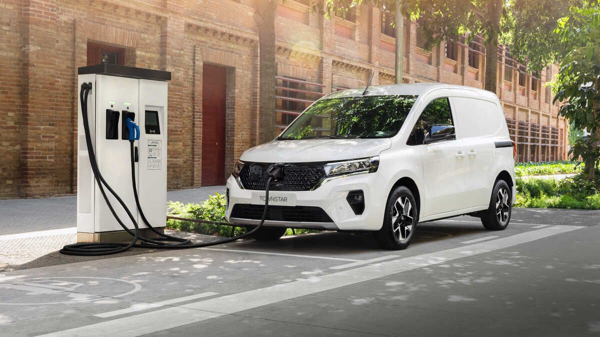 Comienza la producción de la Nissan Townstar EV Van en Francia