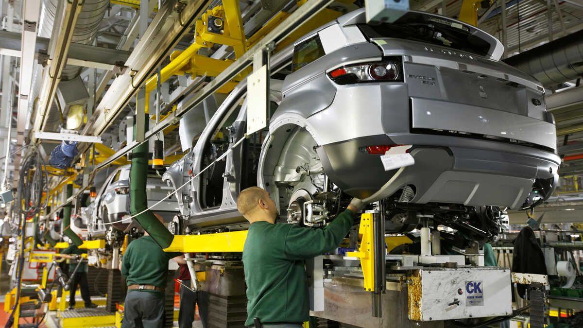 La fábrica de Jaguar Land Rover en Halewood empieza a transformarse para fabricar coches eléctricos