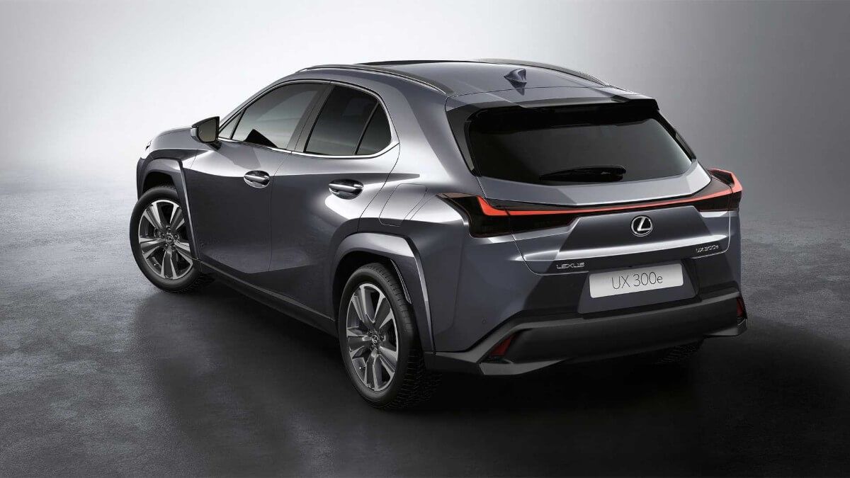 El renovado Lexus UX 300e con 450 kilómetros de autonomía ya tiene precio en España