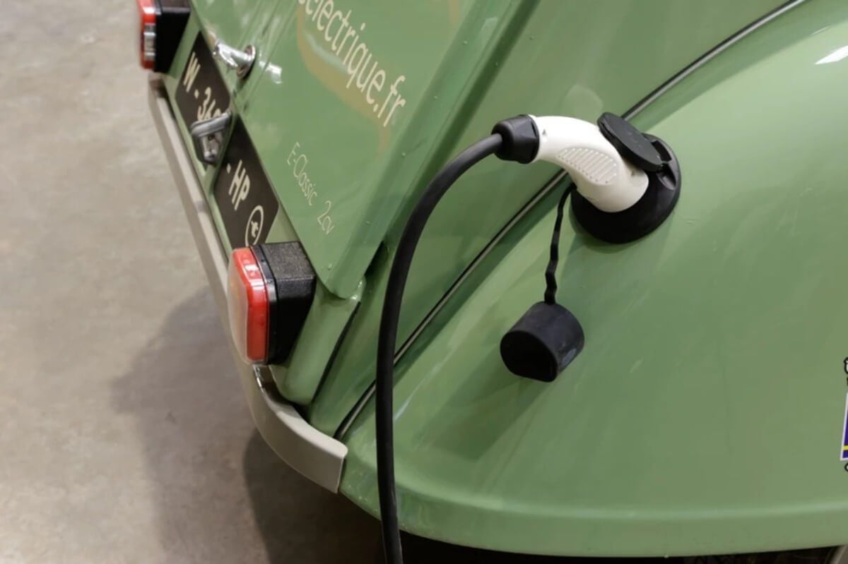 MLT e-Classic Citroën 2CV (2)