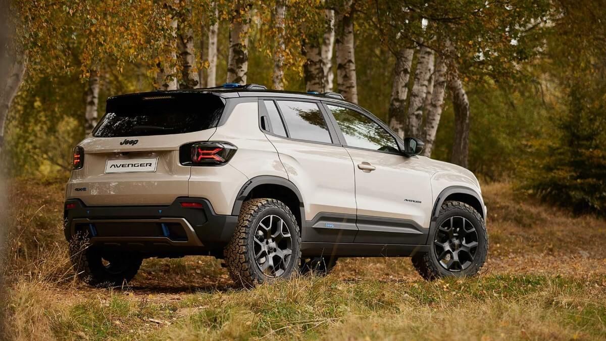 El Jeep Avenger recibirá una versión 4x4 en 2024