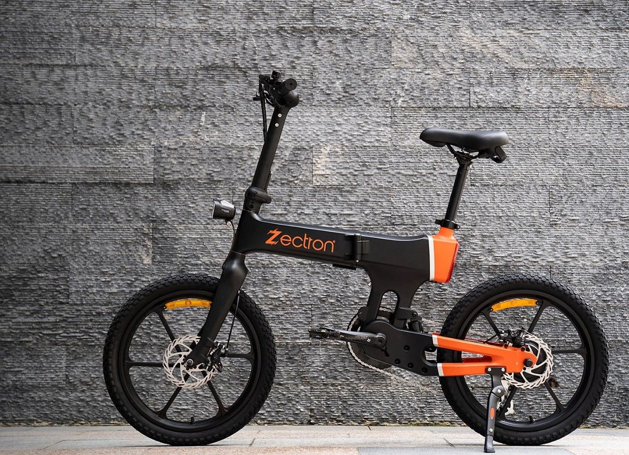 Así es la bici eléctrica plegable de Zectron con 242 km de autonomía y conectividad