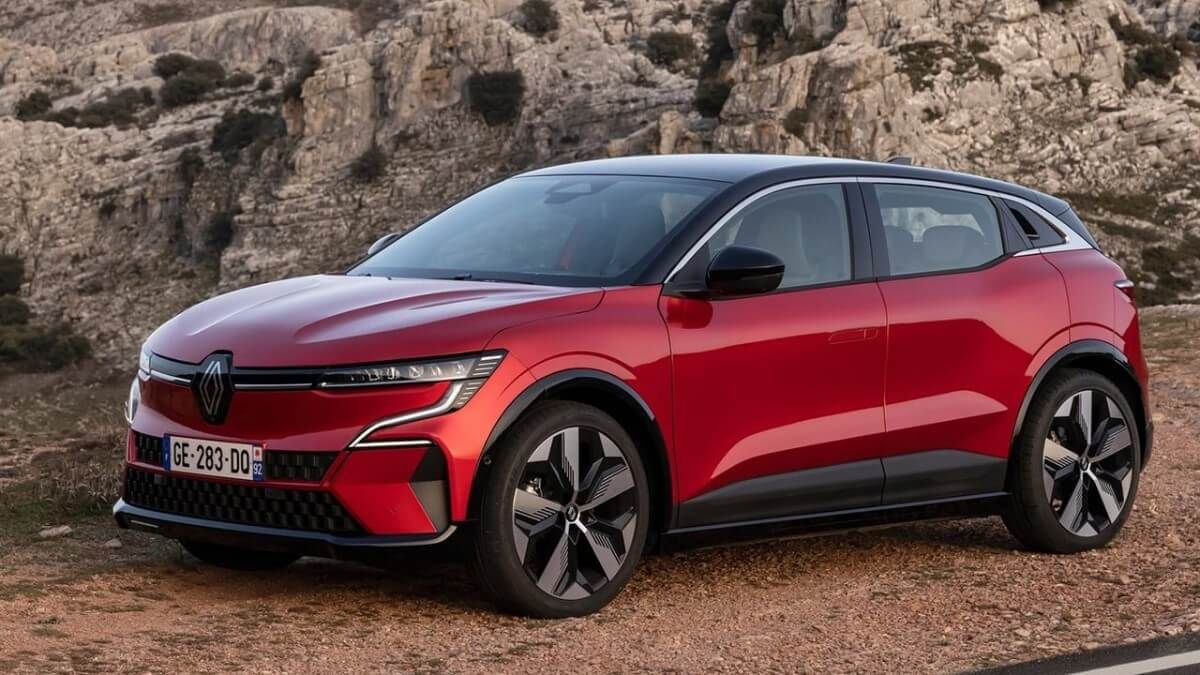 Así será el Renault Megane E-TECH de segunda generación, que tendrá un sistema eléctrico de 800 voltios