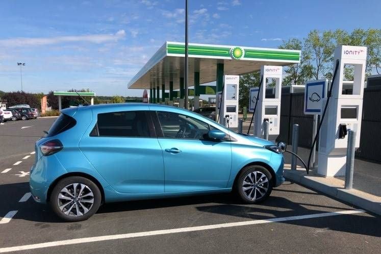 Renault se asocia con IONITY para ofrecer recargas rápidas a 35 céntimos el kWh