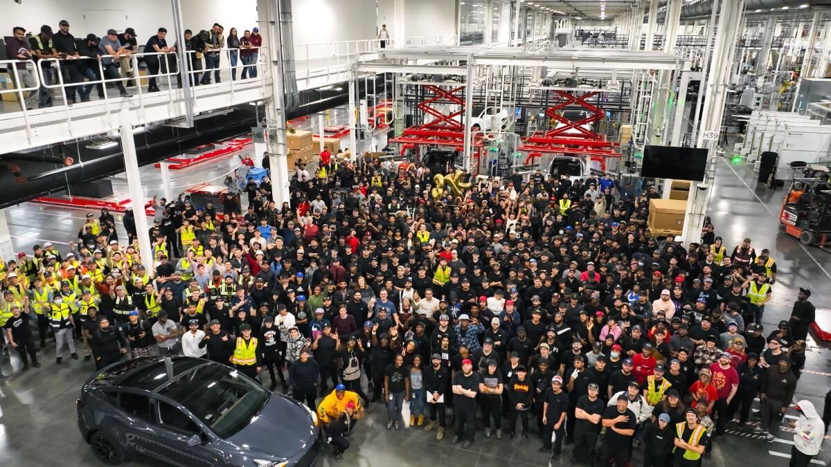 Tesla entregó 405.000 coches eléctricos en el cuarto trimestre de 2022, un nuevo récord