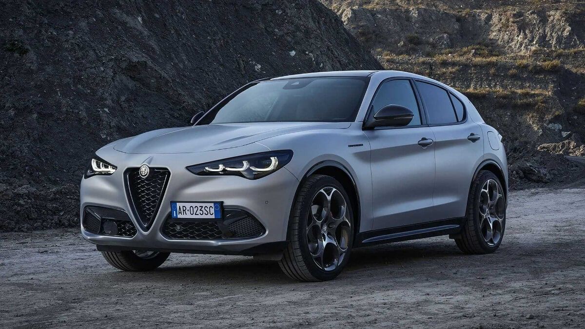 Stellantis afirma que no venderá Alfa Romeo a los chinos y anuncia la fecha de lanzamiento de los Giulia y Stelvio eléctricos