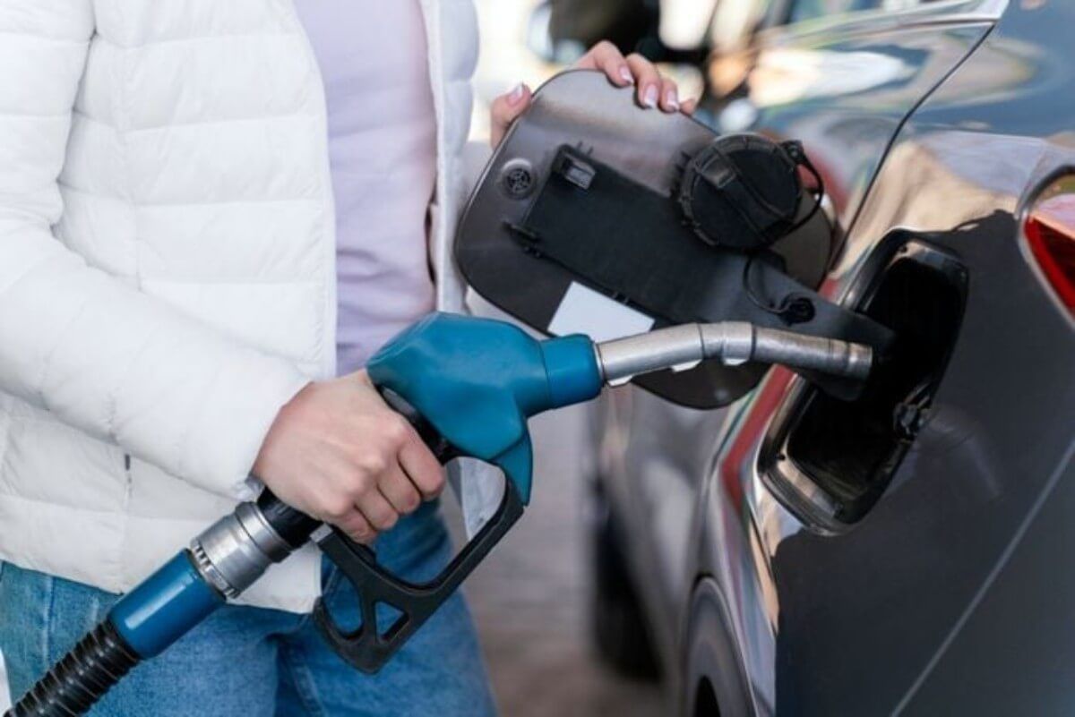 El Gobierno suprime el descuento de 20 céntimos a la gasolina