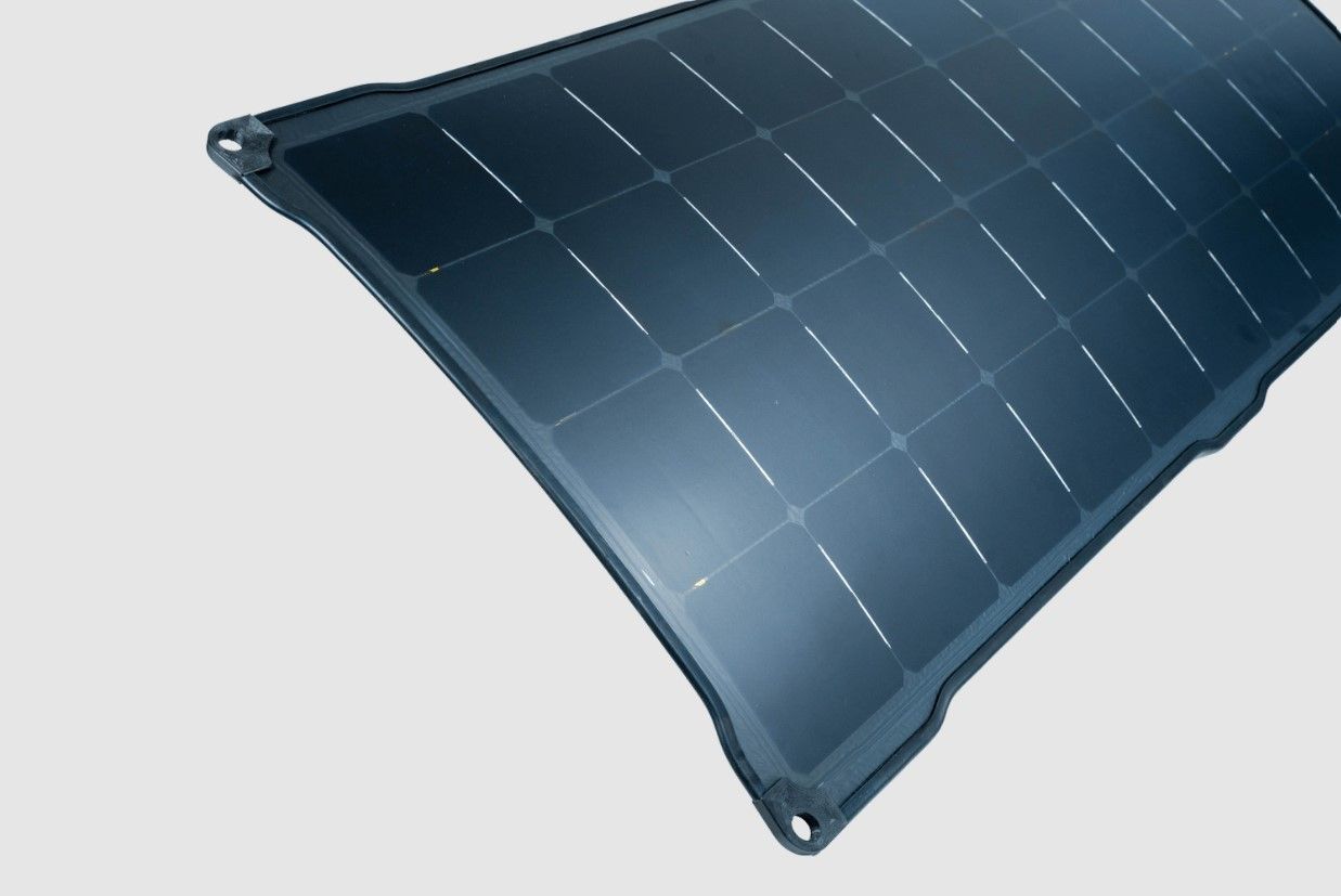 Este panel solar de 400W alcanza un 22.6% de eficiencia y ya está disponible en Europa