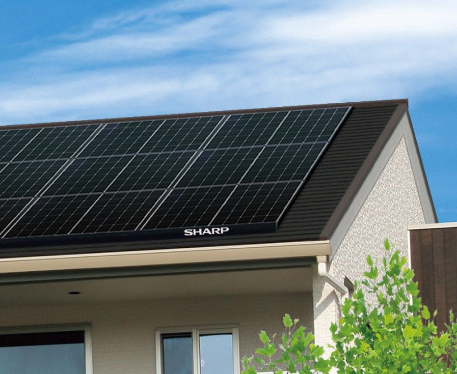 Si tienes poco espacio para instalar paneles solares, esta placa de Sharp es perfecta para ti