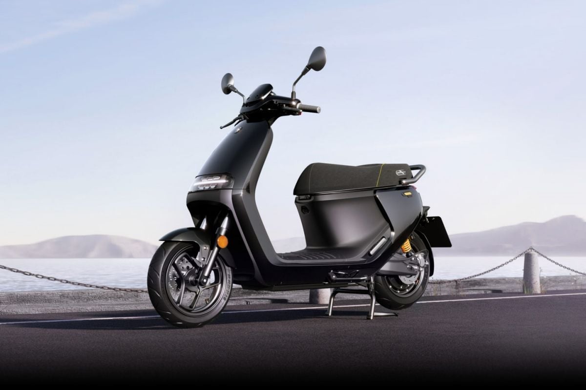 Segway E300SE, el nuevo scooter ‘125’ eléctrico con 200 Nm de par y doble batería