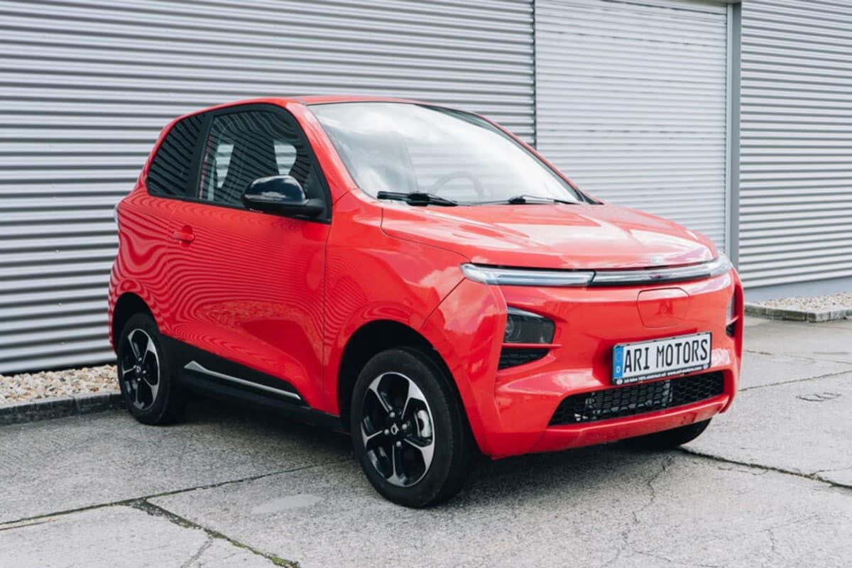 El Citroen AMI tiene un nuevo rival con este micro coche eléctrico con hasta 200 km de autonomía y 766 litros de capacidad de carga