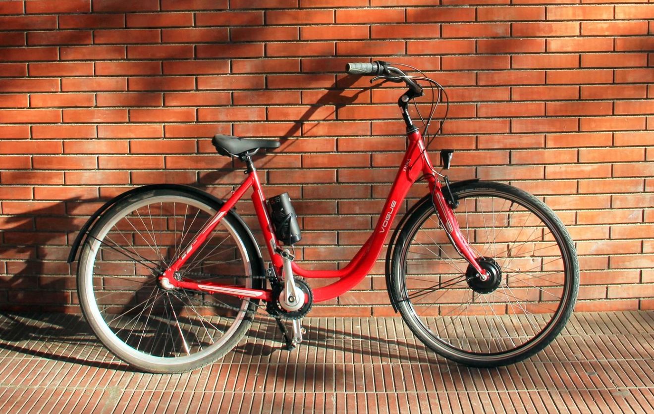 Spring Bikes nos permite electrificar fácilmente nuestra actual bici, o comprar una reacondicionada