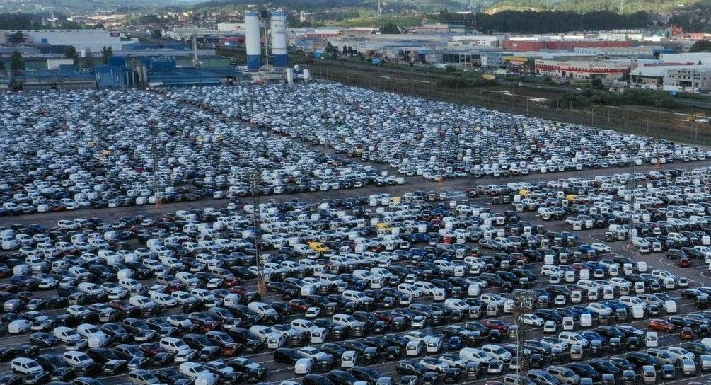 La petición que aterroriza a los fabricantes occidentales. Prohibir los coches de combustión en China para 2028