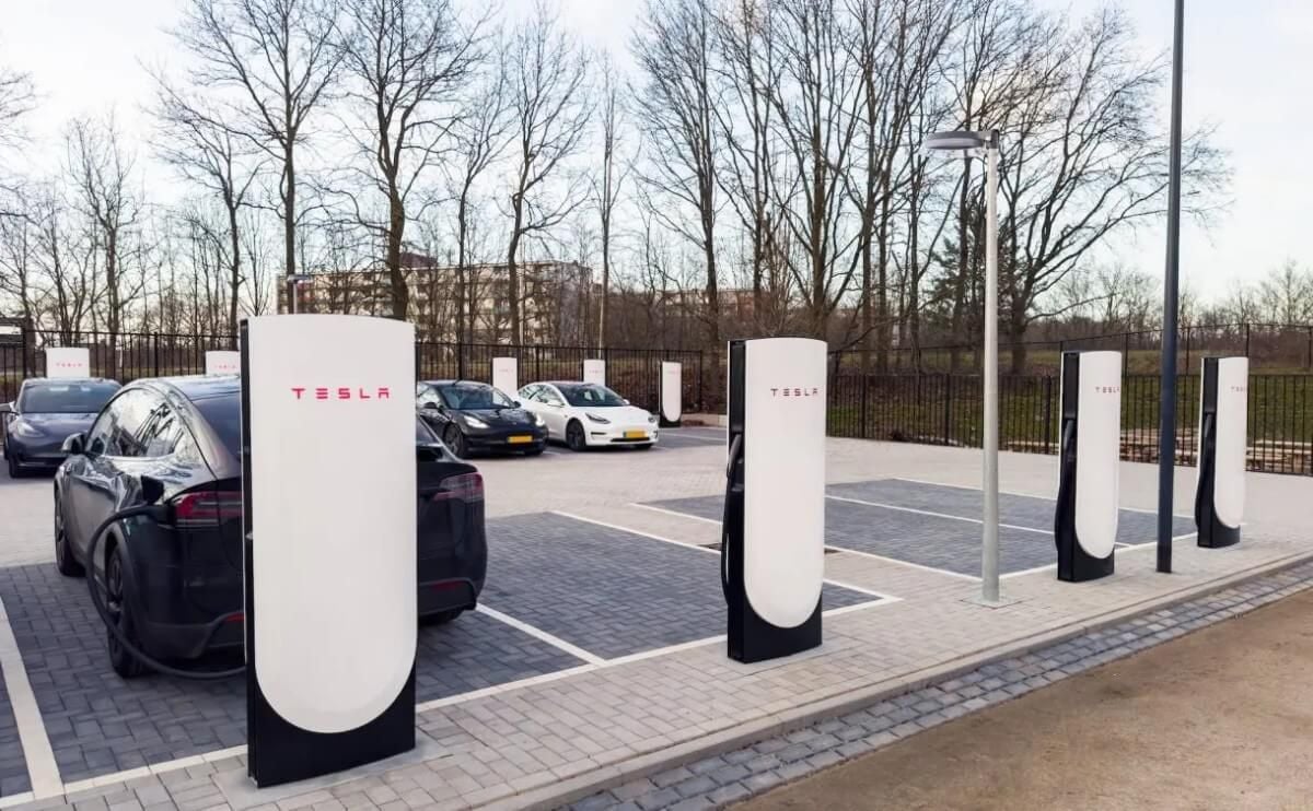 Tesla confirma que los Supercargadores V4 se actualizarán pronto a 350 kW