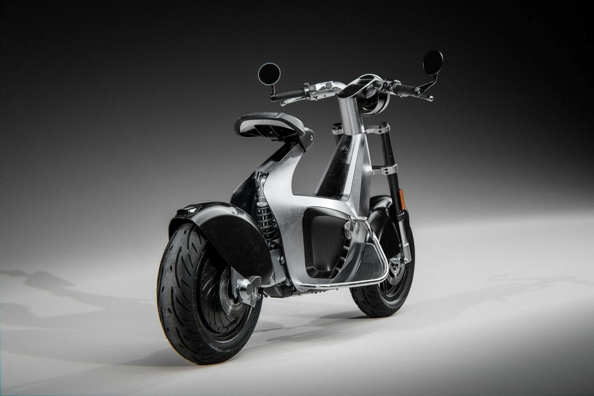 Stilride presenta su revolucionaria moto eléctrica con chasis de acero ultraligero y plegado ‘Origami’