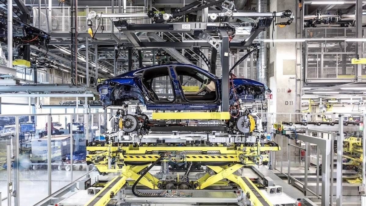 Porsche planea aumentar de forma "muy pronunciada" la tasa de producción del Taycan