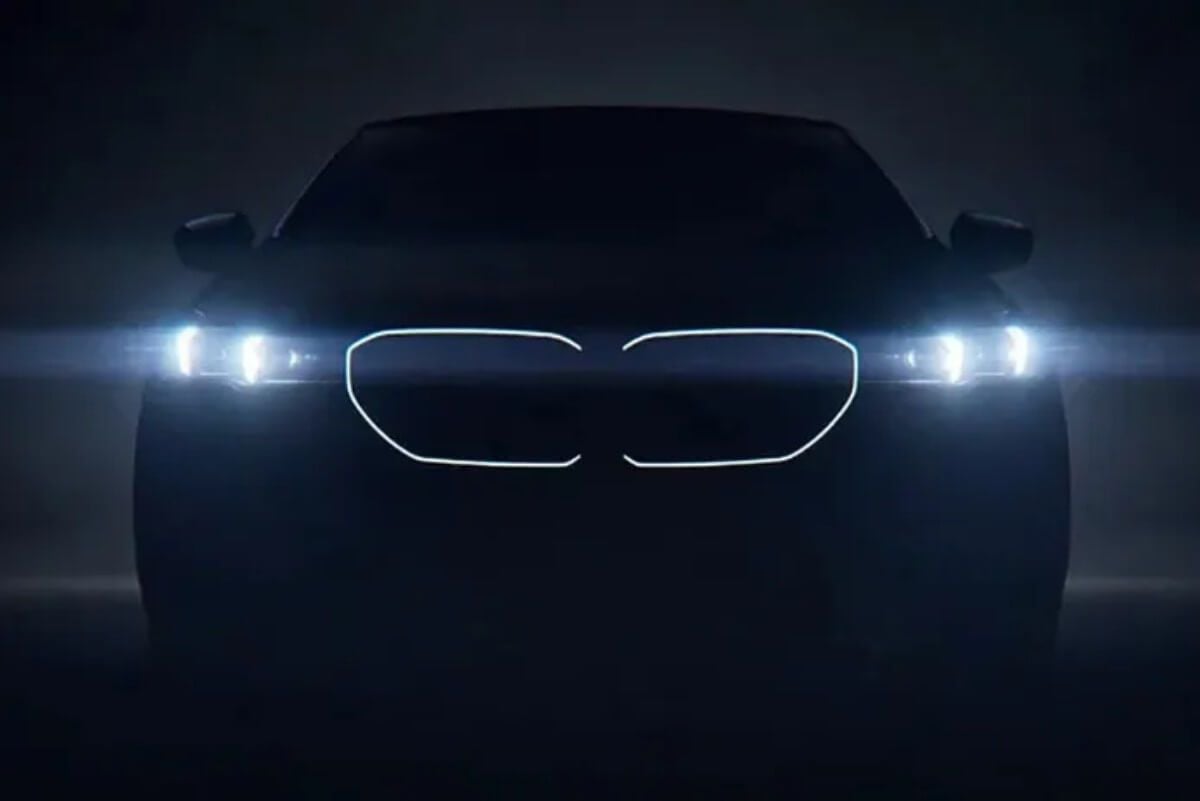 BMW lanza un nuevo adelanto del i5, la berlina eléctrica que retará al Tesla Model S