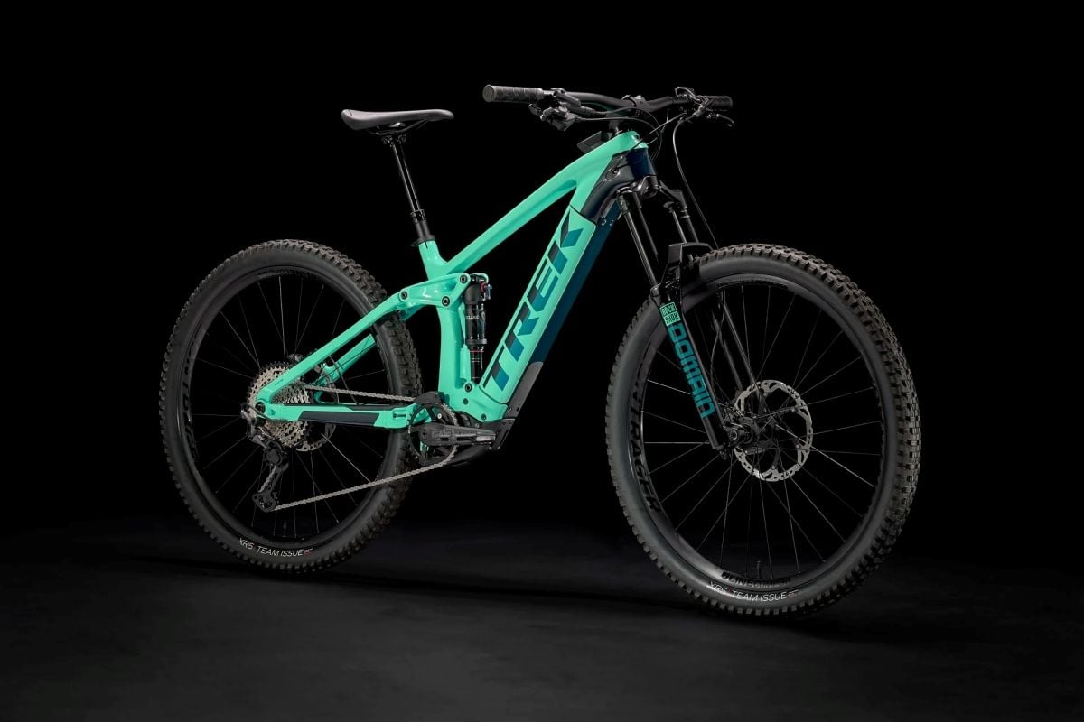 Trek baja precios en sus bicis eléctricas: hasta 1379 euros de descuento en 35 modelos de todo tipo