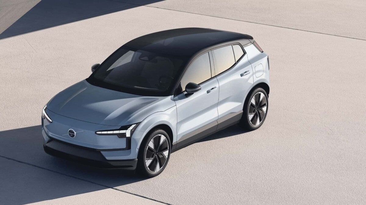 El Volvo EX30 eléctrico arrasa en Europa: estos son los motivos de su éxito