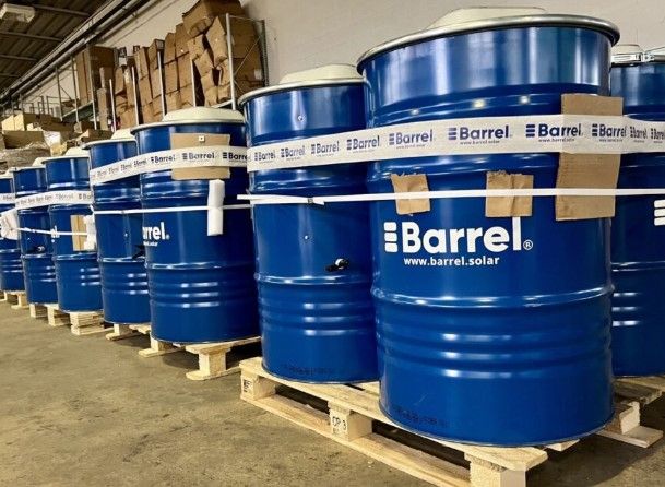 De barril de petróleo a barril solar y batería. Así es la revolucionaria idea de Barrel