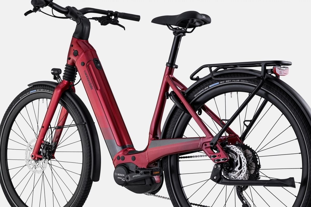 Cannondale rebaja el precio de sus eBikes y esta Mavaro Neo 5+ con 200 km de autonomía cuesta 700 euros menos