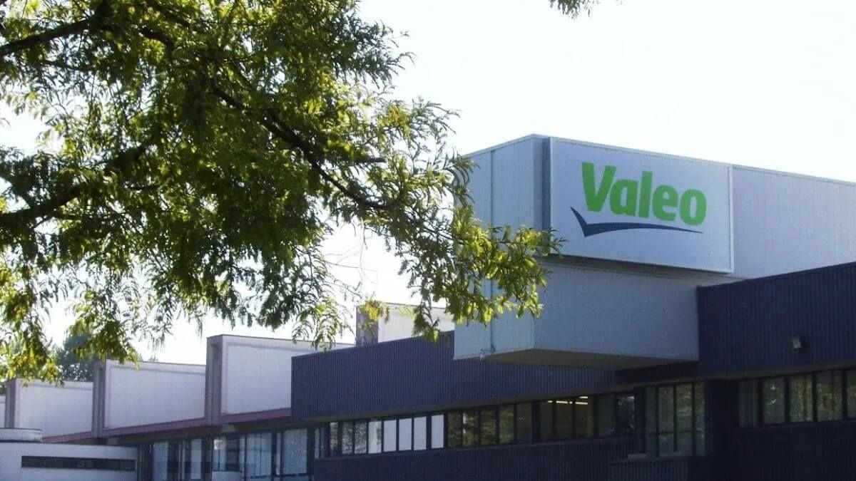 Valeo, uno de los proveedores más importantes del sector, confirma que «el motor de combustión interna se acabó»