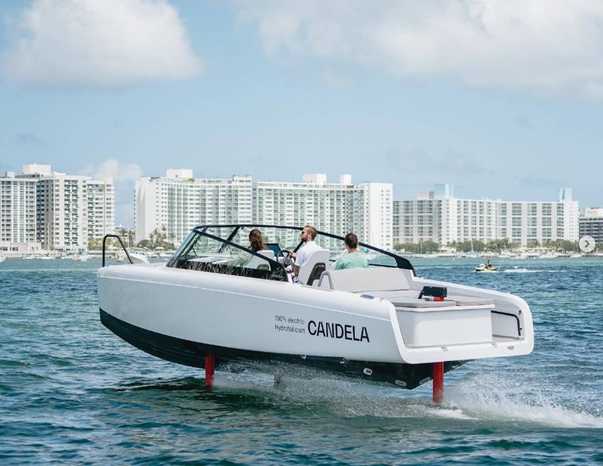 El barco eléctrico Candela C-8 rompe el récord de autonomía en 24 horas, y con una décima parte del coste un modelo de combustión