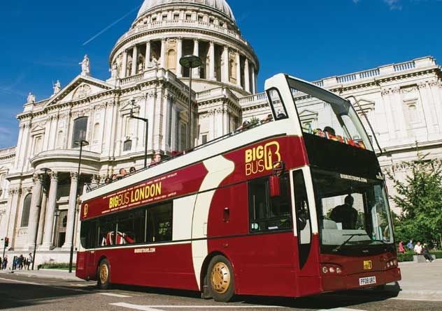 ¿Es la conversión de autobuses diésel en eléctricos la opción más sostenible?