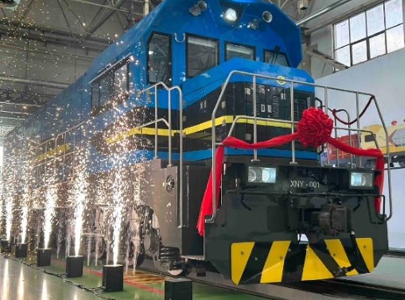 Esta locomotora 100% eléctrica tiene 1.200 kW de potencia y recarga 1 kWh en 3 segundos