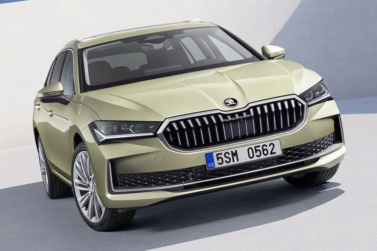 Skoda Superb Combi iV, la nueva generación de la berlina checa se queda con la tecnología híbrida enchufable