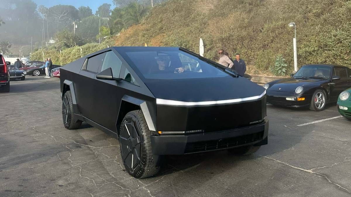 Tesla llama a revisión a cerca de 4.000 Cybertruck por problemas con el acelerador