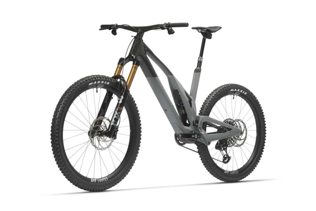 Unno Ikki, una light eBike española de ensueño (y carbono) con motor TQ y cambio electrónico