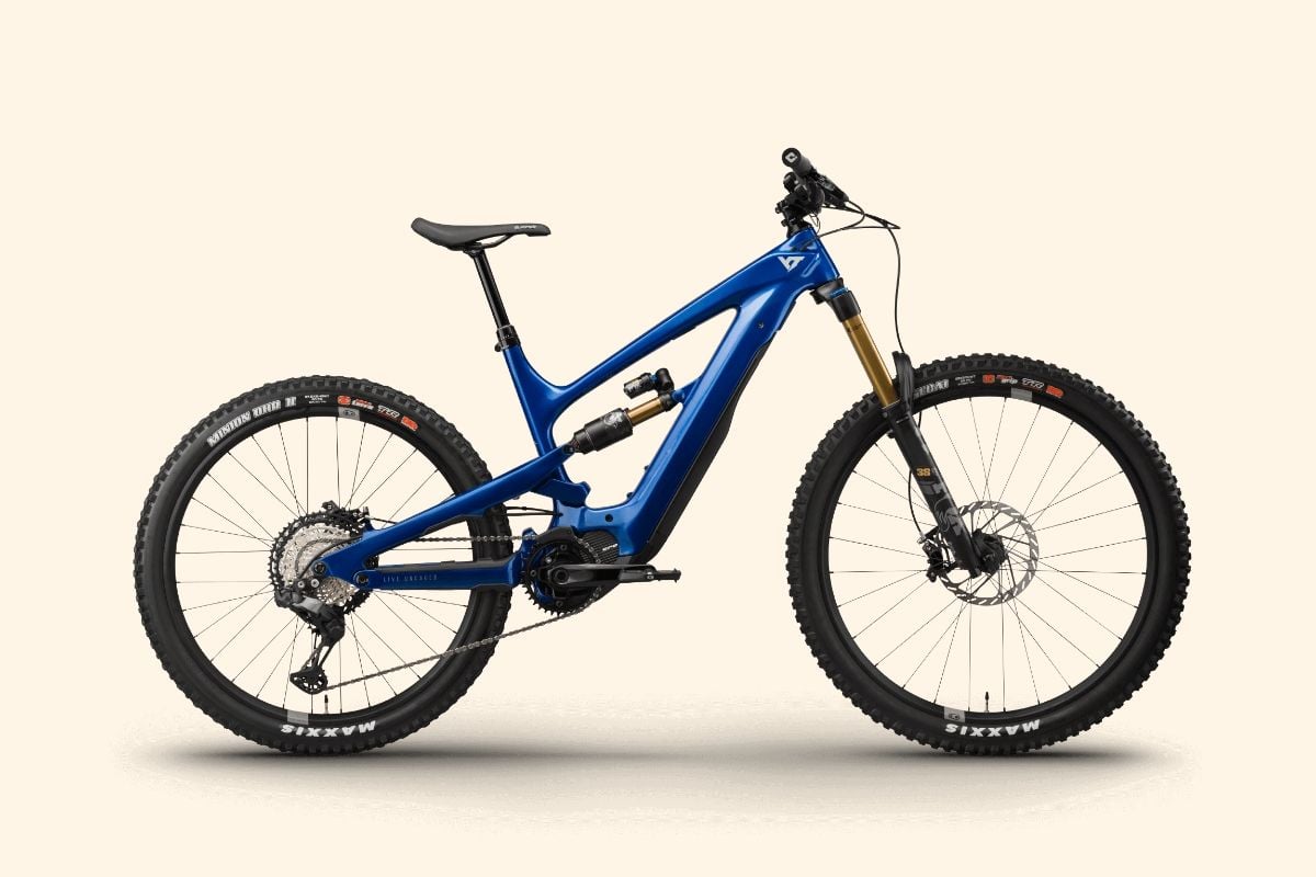 YT echa el resto con la nueva Decoy MX Core, una Mountain eBike de Enduro con Shimano FreeShift y hasta 600 W de potencia