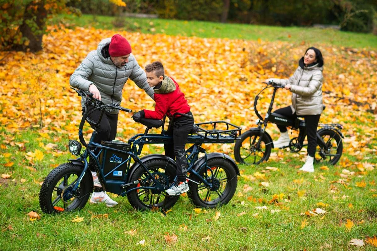 Defender 250 es una original bici eléctrica con tres ruedas, tres motores y 180 km de autonomía