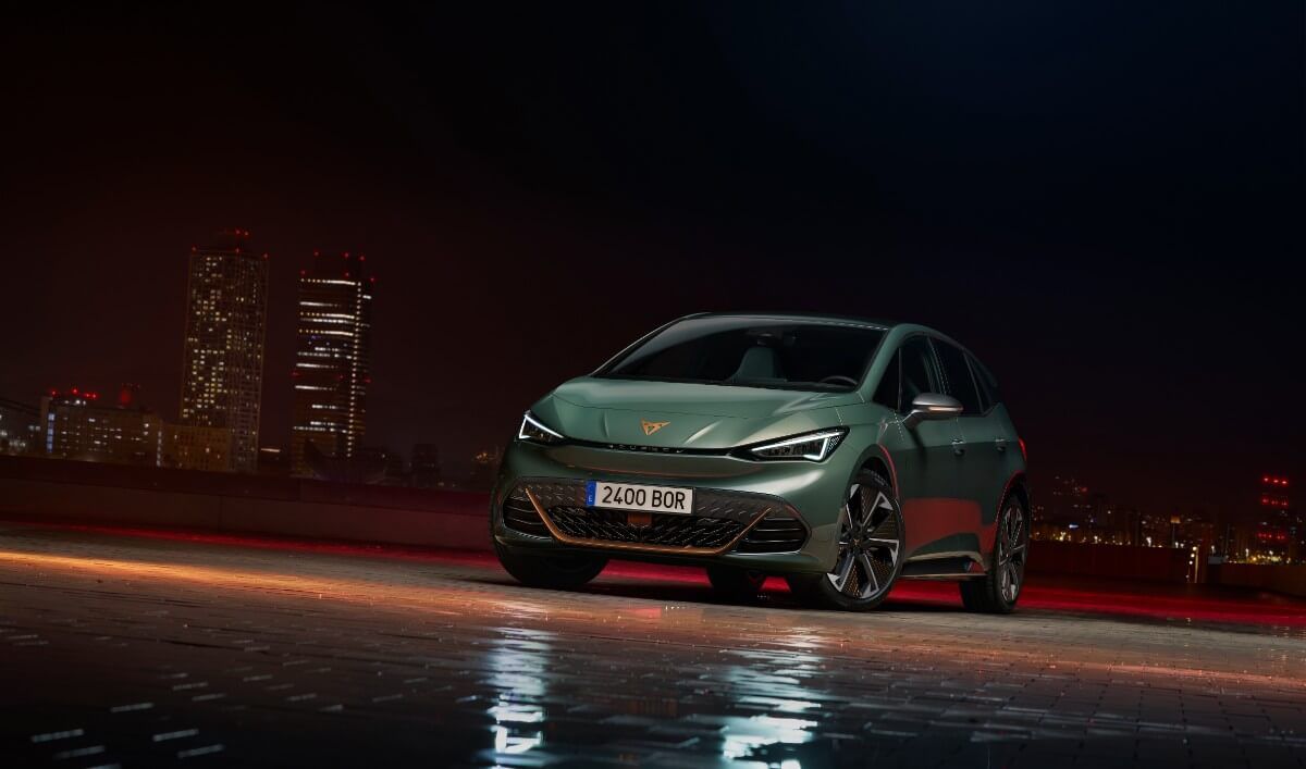 Se presenta el CUPRA Born VZ, un radical compacto eléctrico con 326 CV de potencia y 570 km de autonomía