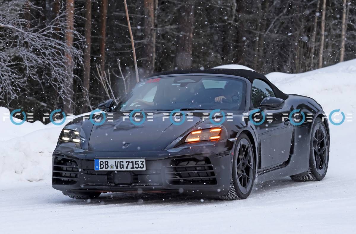 El Porsche 718 Boxter eléctrico pillado durante unas pruebas de invierno