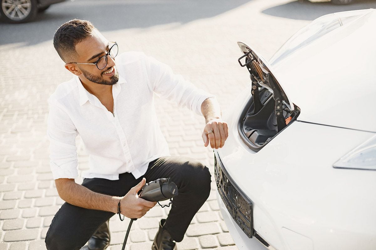 Esto no lo habíamos escuchado antes: la culpa de la no expansión del coche eléctrico es, también, de los conductores