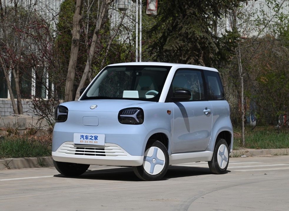 ¿Por qué se venden tantos coches eléctricos en China? Este urbano tiene hasta 205 km de autonomía y cuesta 4.100 euros antes de ayudas