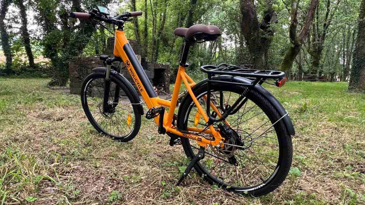 Probamos la Molicycle R1. Una bici eléctrica buena, bonita y barata