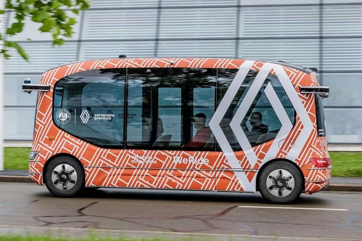 Renault no apostará por la conducción autónoma en sus automóviles, pero sí en el transporte público