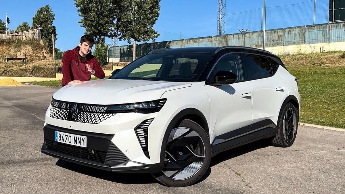 Prueba Renault Scénic E-TECH, viajamos 2.000 km con el SUV eléctrico más familiar