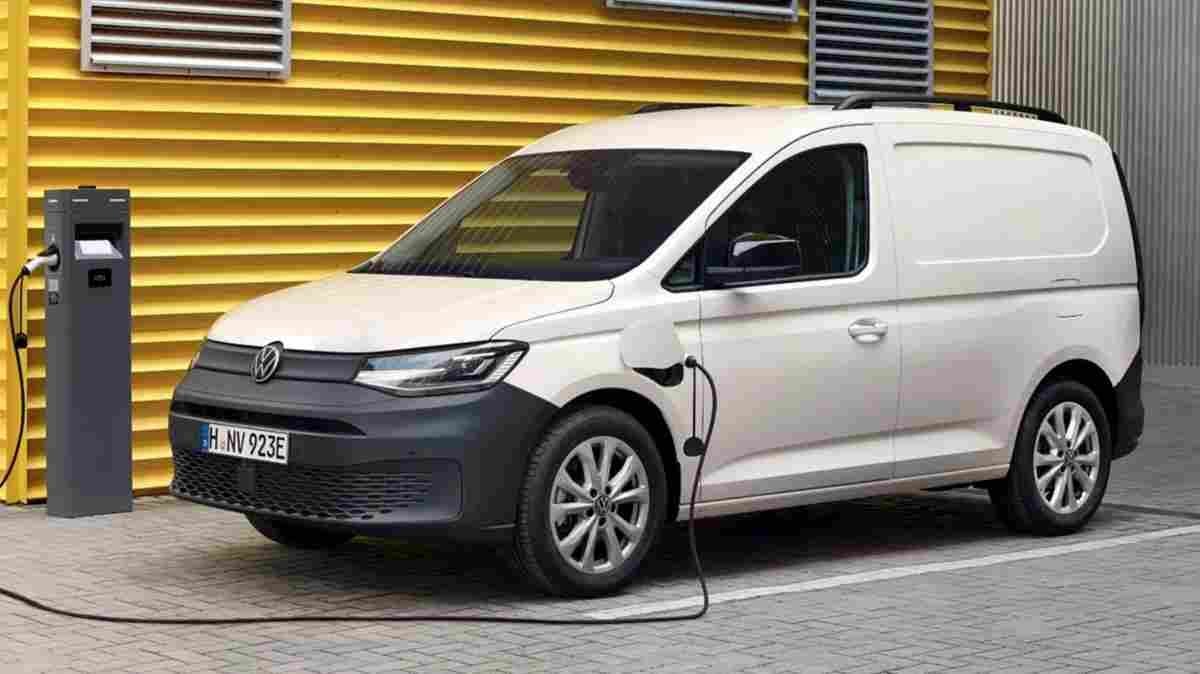 Llega la nueva Volkswagen Caddy híbrida enchufable con 120 km de autonomía en modo eléctrico