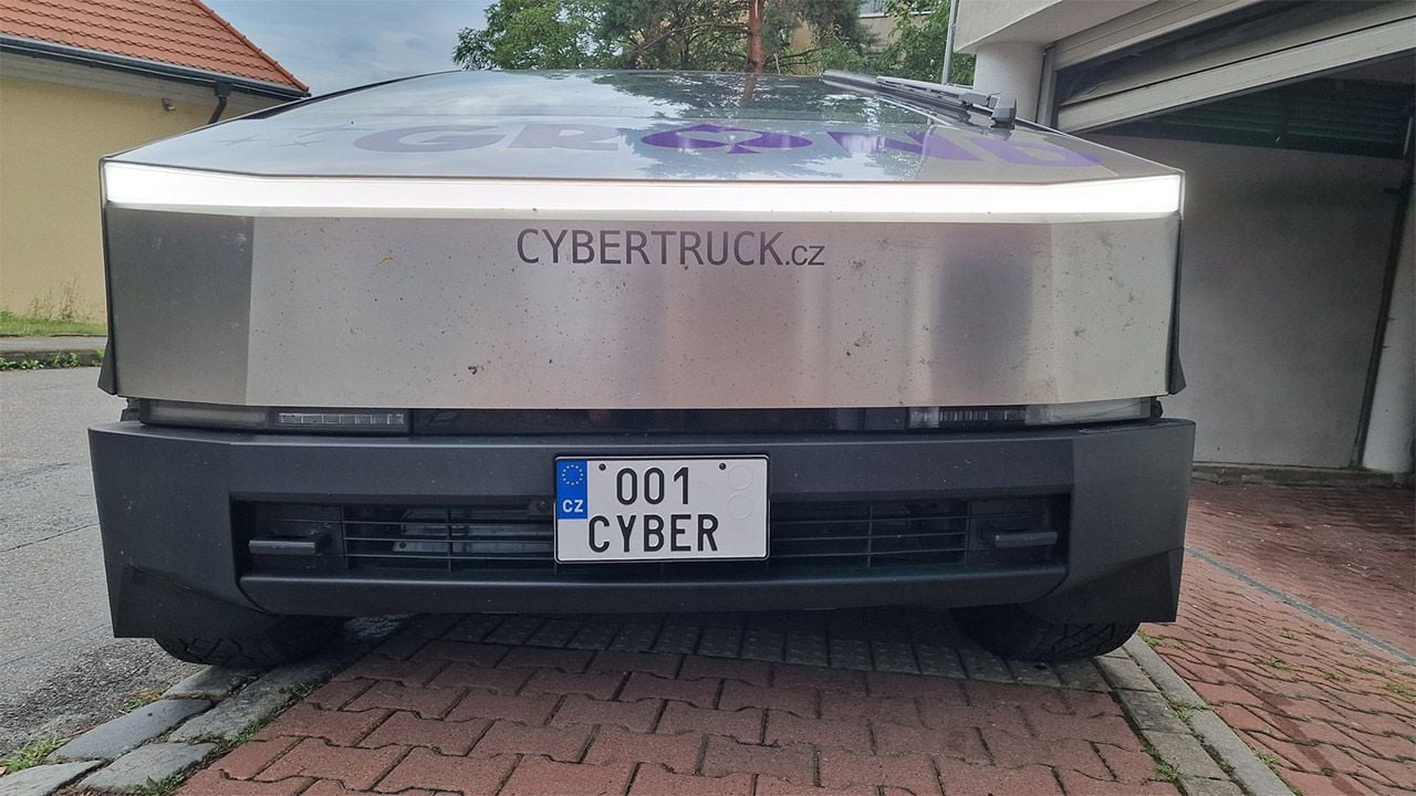 Así se puede homologar una Tesla Cybertruck en Europa