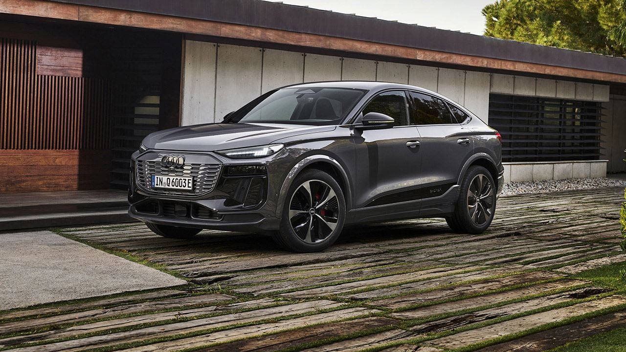 El Audi Q6 Sportback e-tron llega a España, ya conocemos los precios del nuevo SUV "coupé" eléctrico