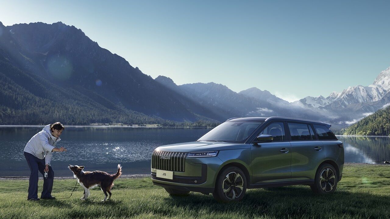 La marca china Jaecoo presenta su primer coche eléctrico para España, el SUV compacto Jaecoo 5