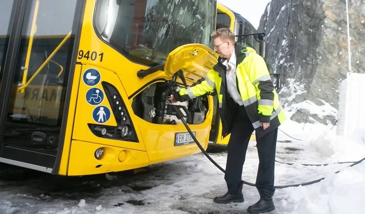 Esta ciudad del norte de Noruega lleva dos años usando autobuses eléctricos en condiciones de frío extremo