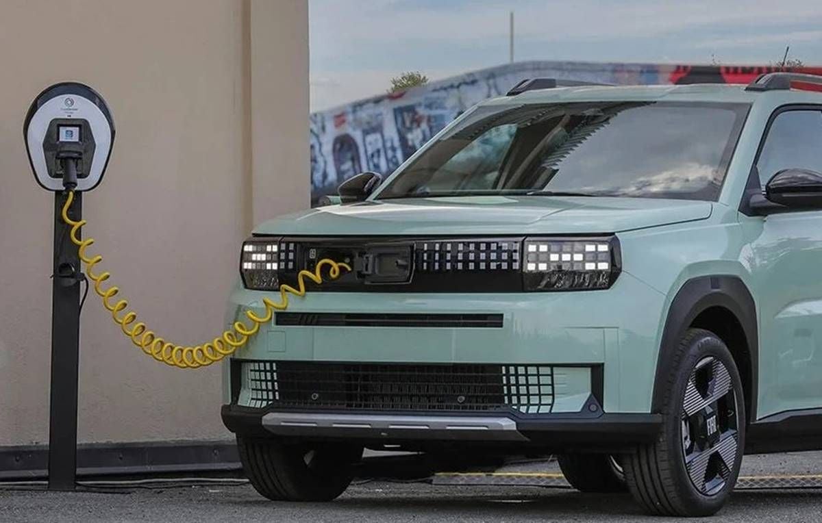 Stellantis presentará en 2025 la plataforma STLA Small para coches eléctricos compactos y económicos