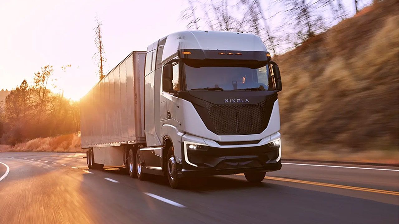 A Nikola le crecen los enanos, ahora sus primeros camiones de hidrógeno también dan problemas